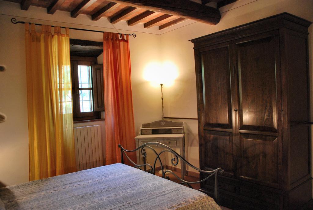 Casale I Burroni Apartment Arezzo Bagian luar foto