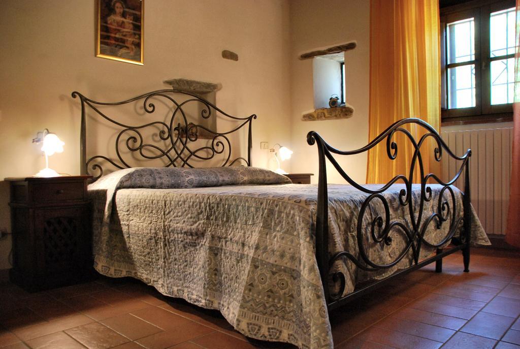 Casale I Burroni Apartment Arezzo Bagian luar foto