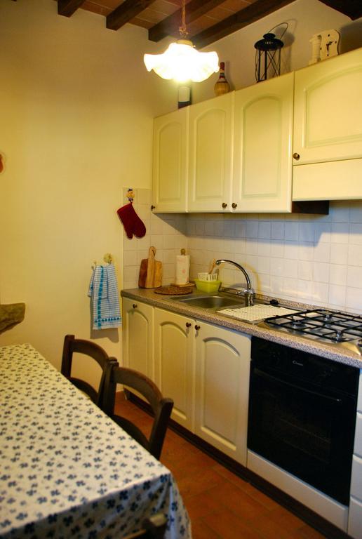Casale I Burroni Apartment Arezzo Bagian luar foto