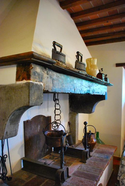 Casale I Burroni Apartment Arezzo Bagian luar foto