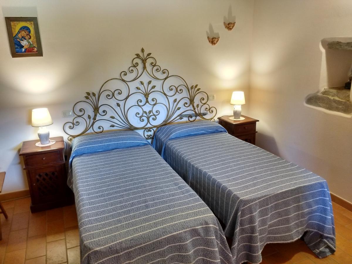 Casale I Burroni Apartment Arezzo Bagian luar foto